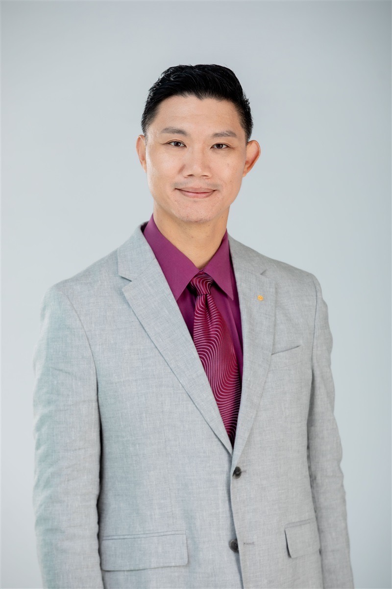 温慕垚